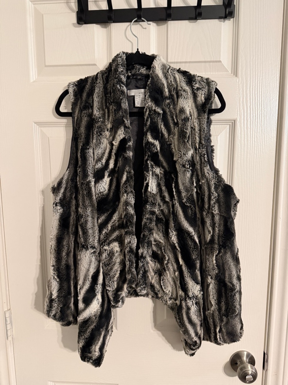WD.NY Plush Faux Fur Vest in Black and Gray